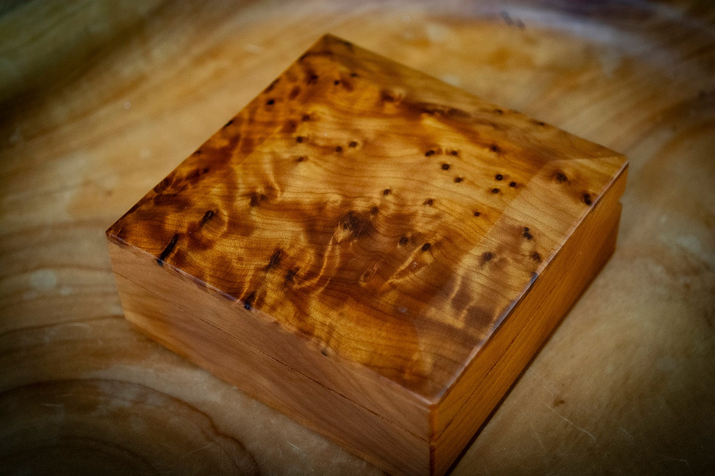 Thuya Wood Hinged Square Box