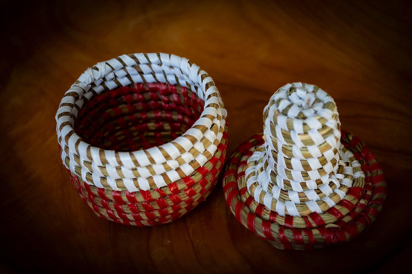 Small Handcrafted Seagrass Basket with Lid