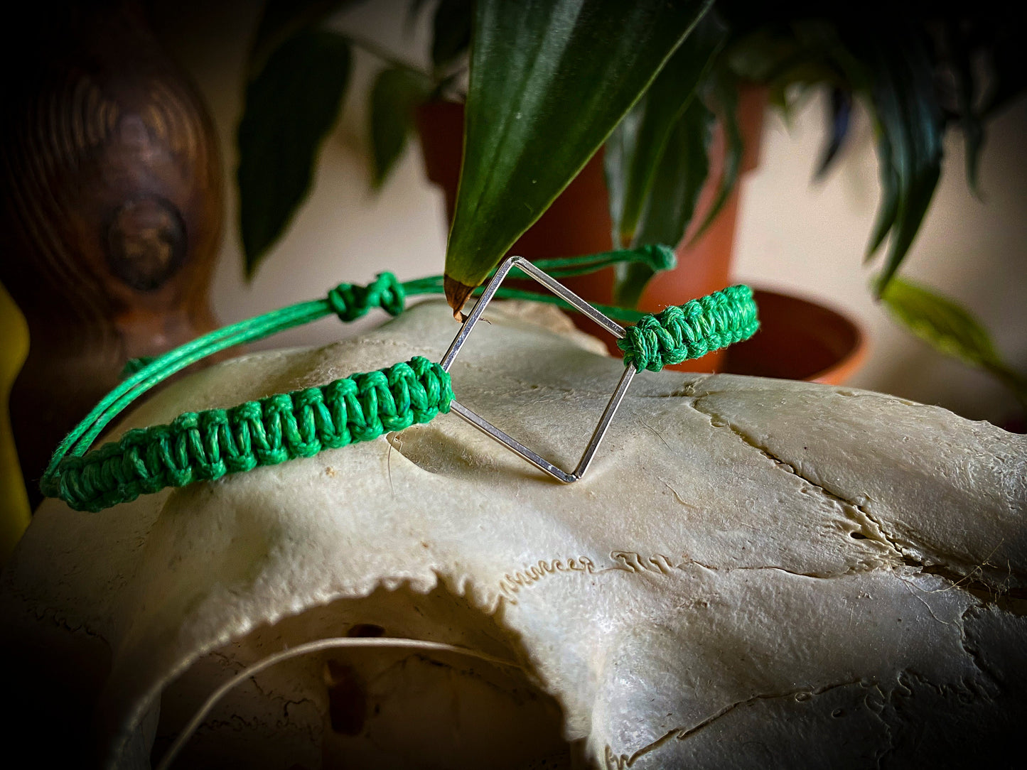 Green Open Diamond Charm Hand-Woven Bracelet