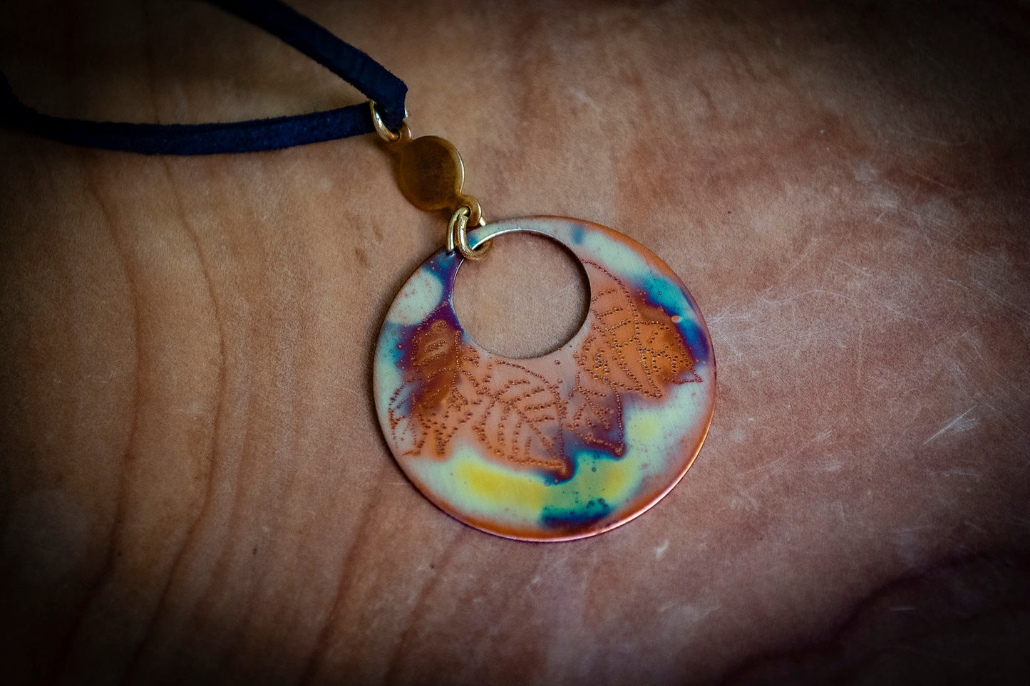 Handmade Czech Circle Leaf Necklace