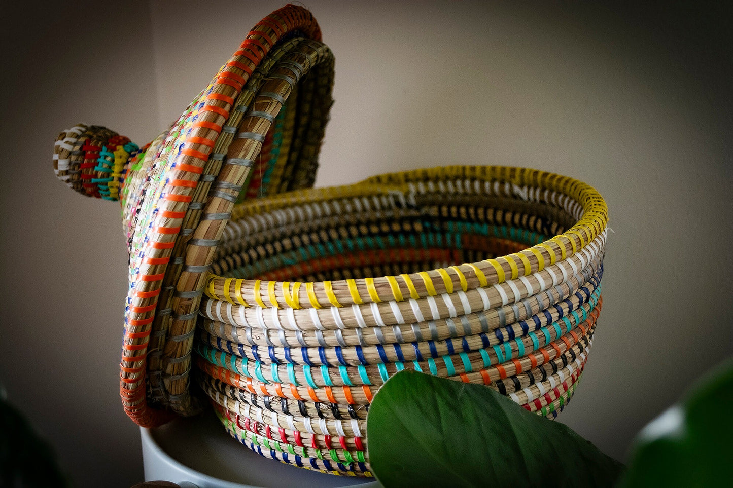 Medium Handcrafted Seagrass Basket with Lid